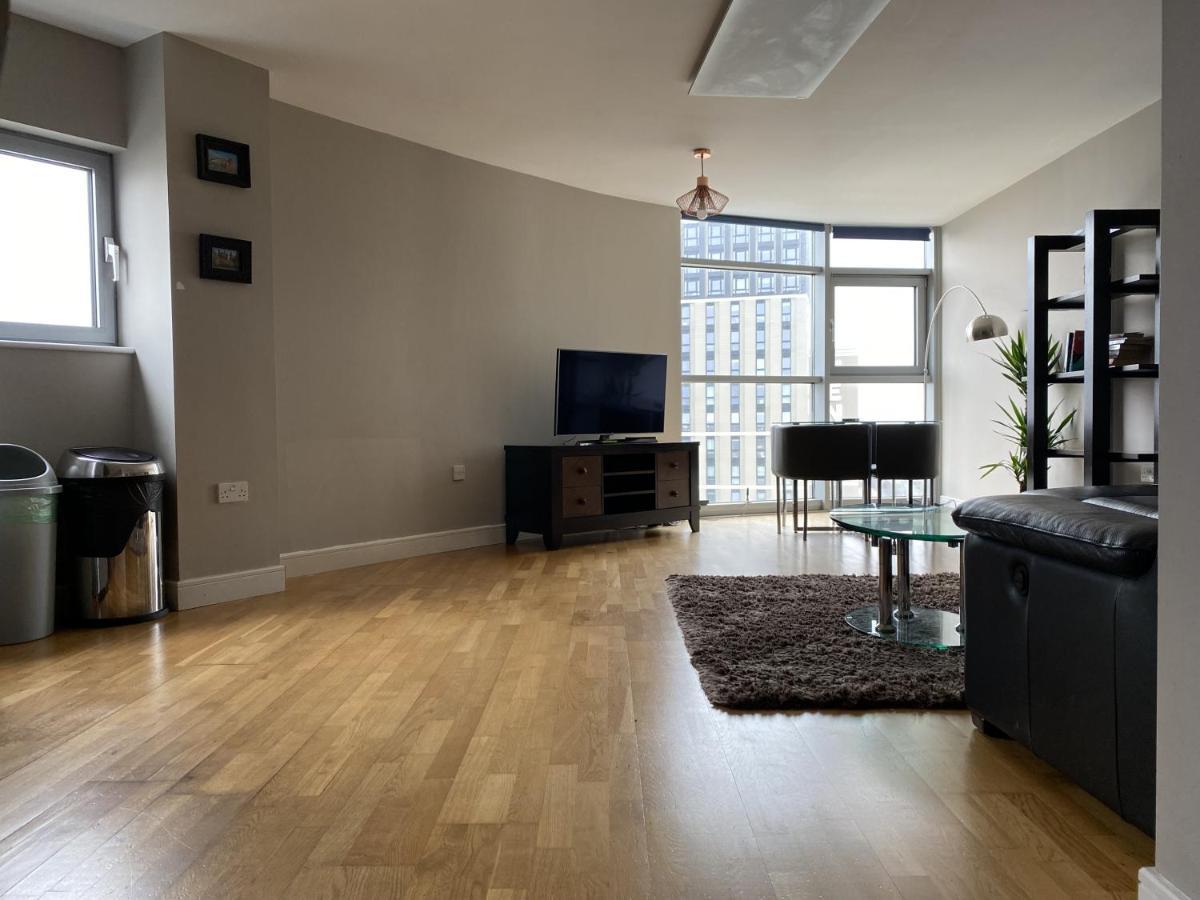 High View Serviced Apartment Cardiff Eksteriør bilde